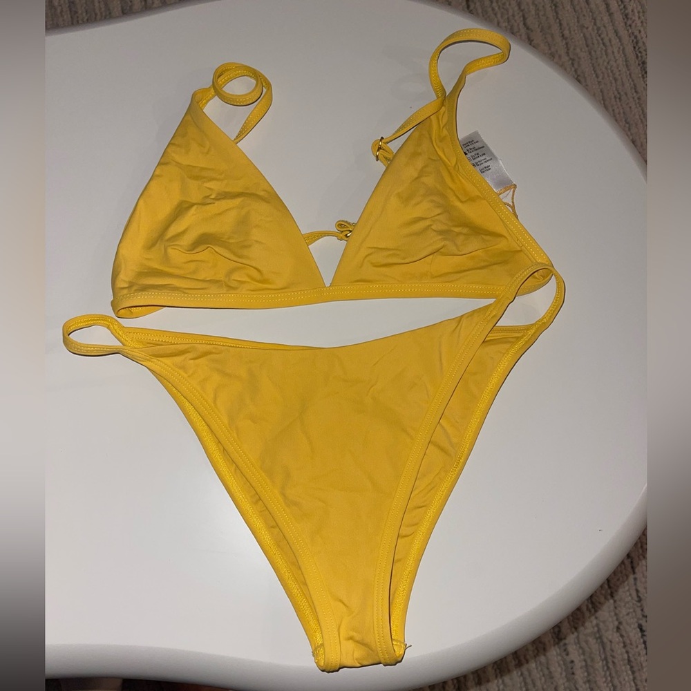 L SPACE Swim set